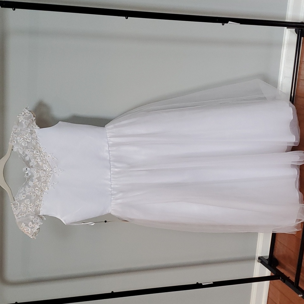 NWT Jr. Bridesmaid or Flower Girl White Dress, sz 14